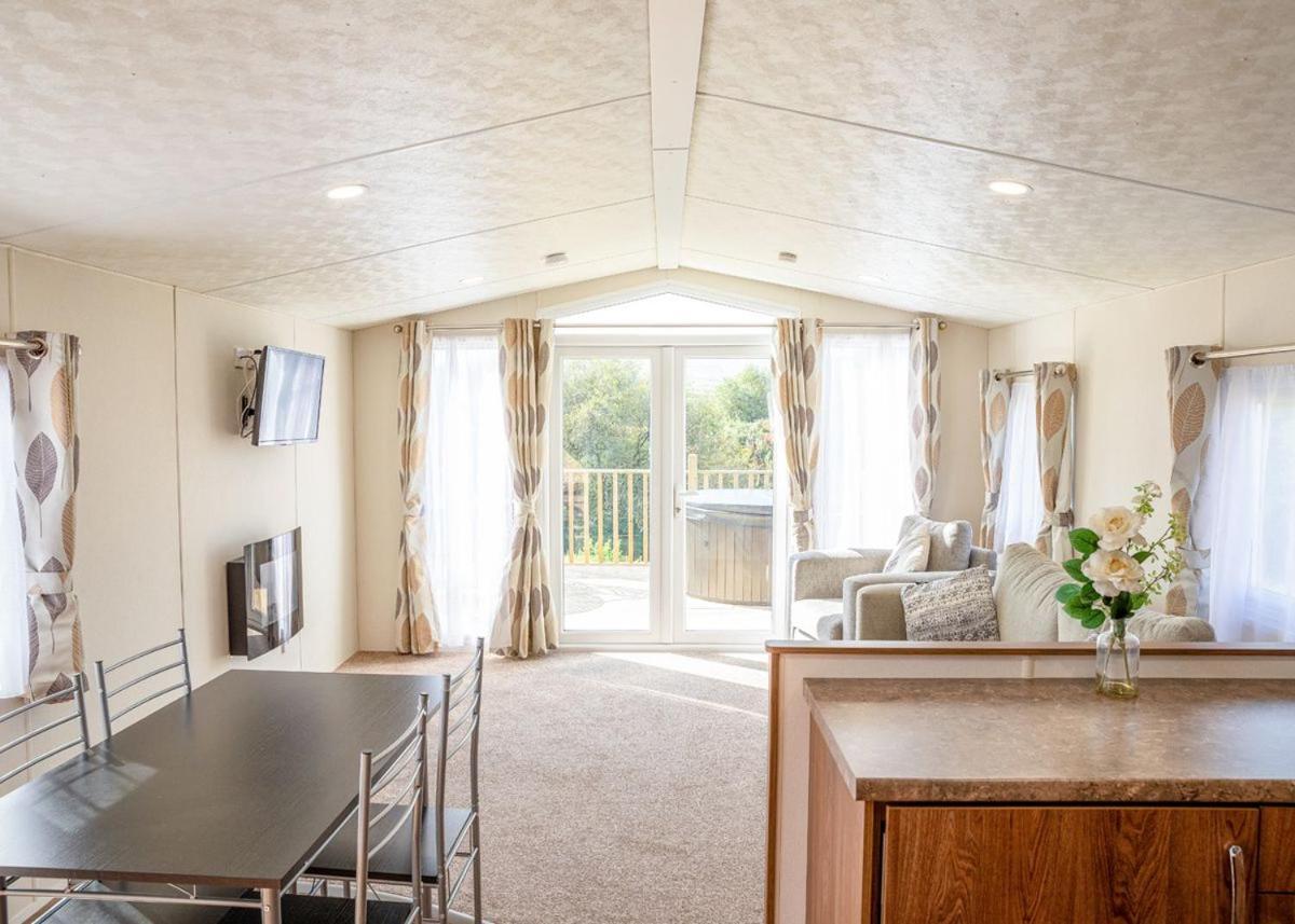 Great Harlow Views Newby  Luaran gambar