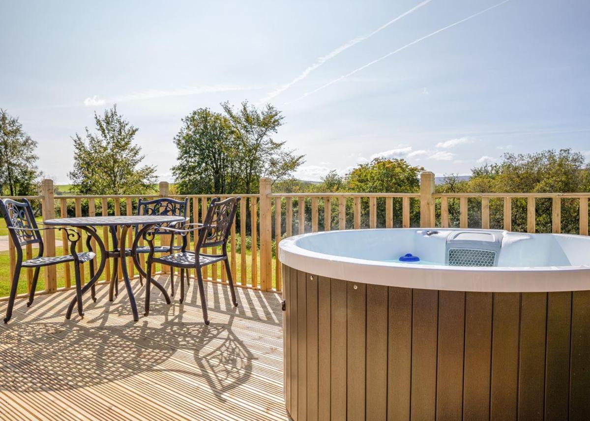 Great Harlow Views Newby  Luaran gambar